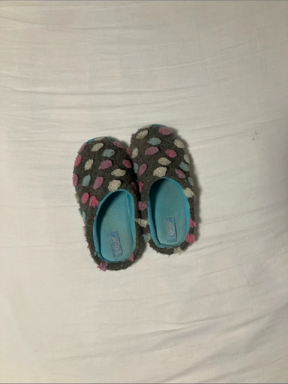 Circo Gray Kids Polka Dot Slip-On Slippers with Pink & Blue Dots